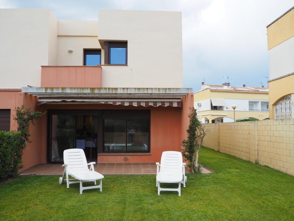 Casa l'Escala, piscina comuntària i jardí privat Vila Exterior foto